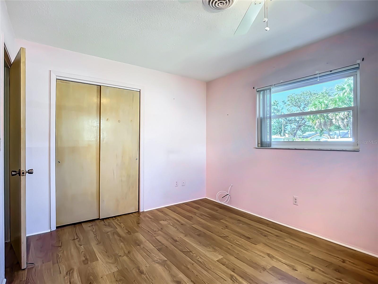 SOUTH VENICE - Residential