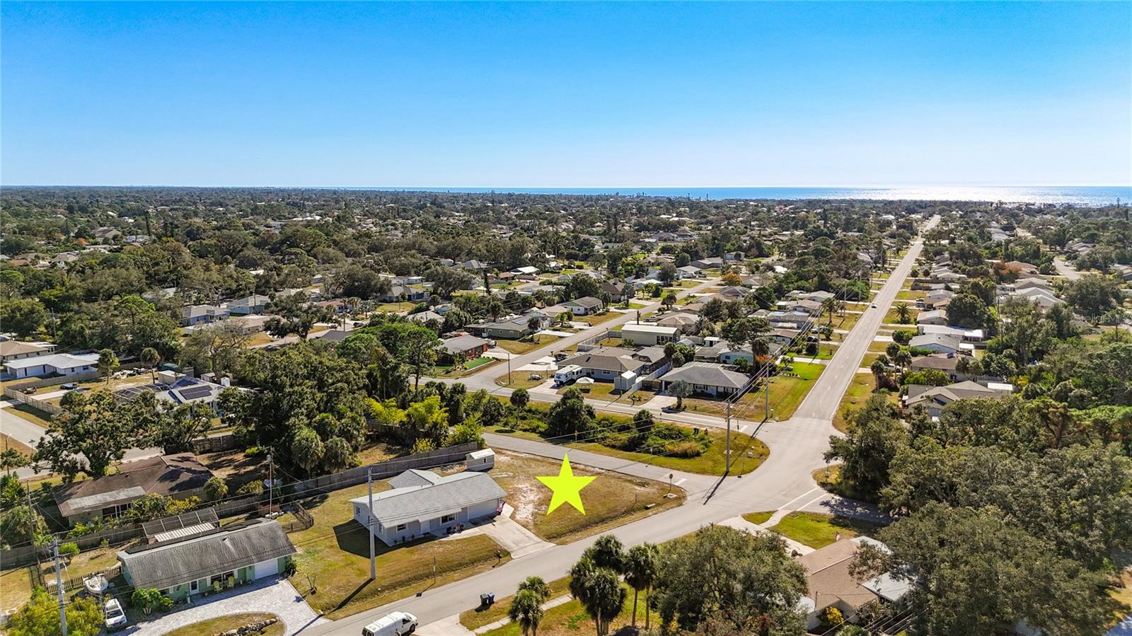 SOUTH VENICE - Residential