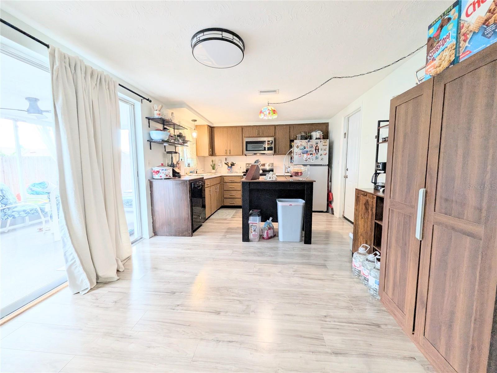 3748 REDWOOD DRIVE