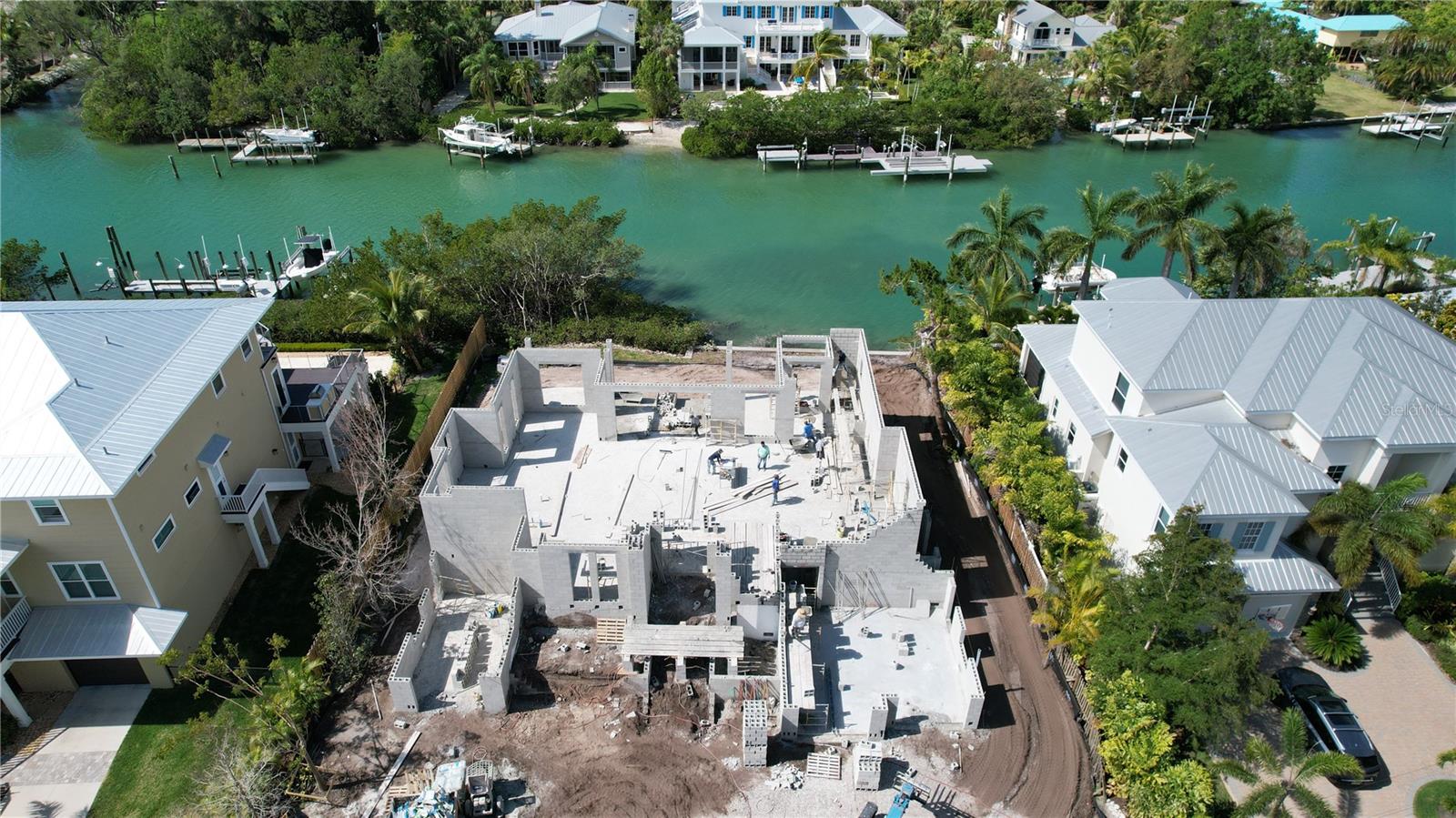 BAY ISLAND/SIESTA KEY - Residential