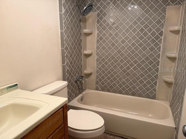 304 SCOTTSDALE SQUARE 304