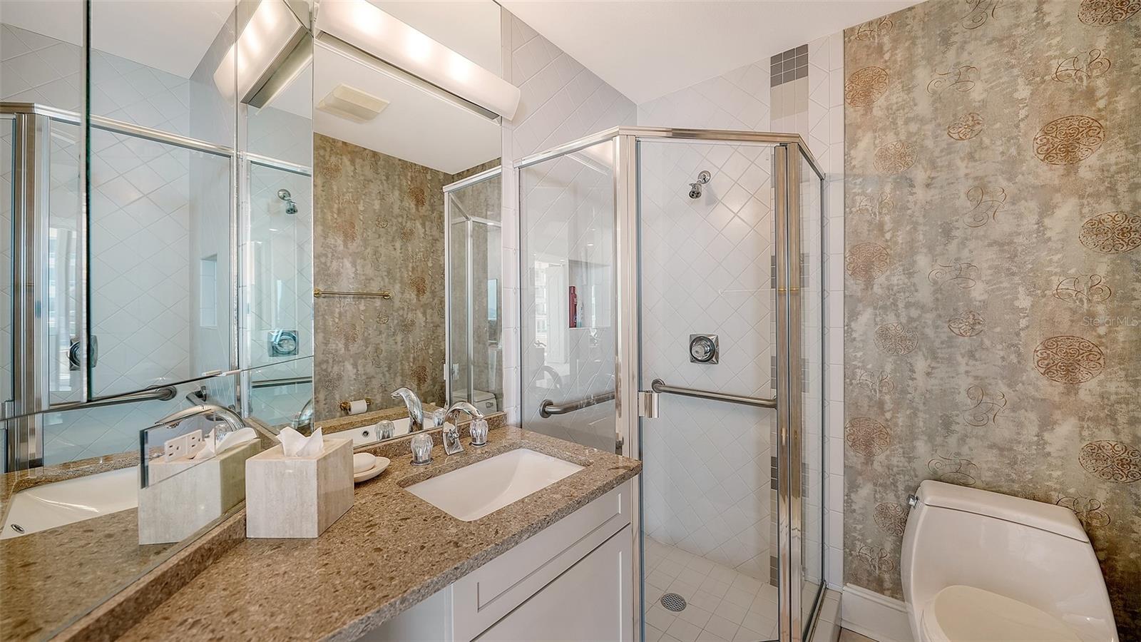 GRAND BAY 1 - Residential