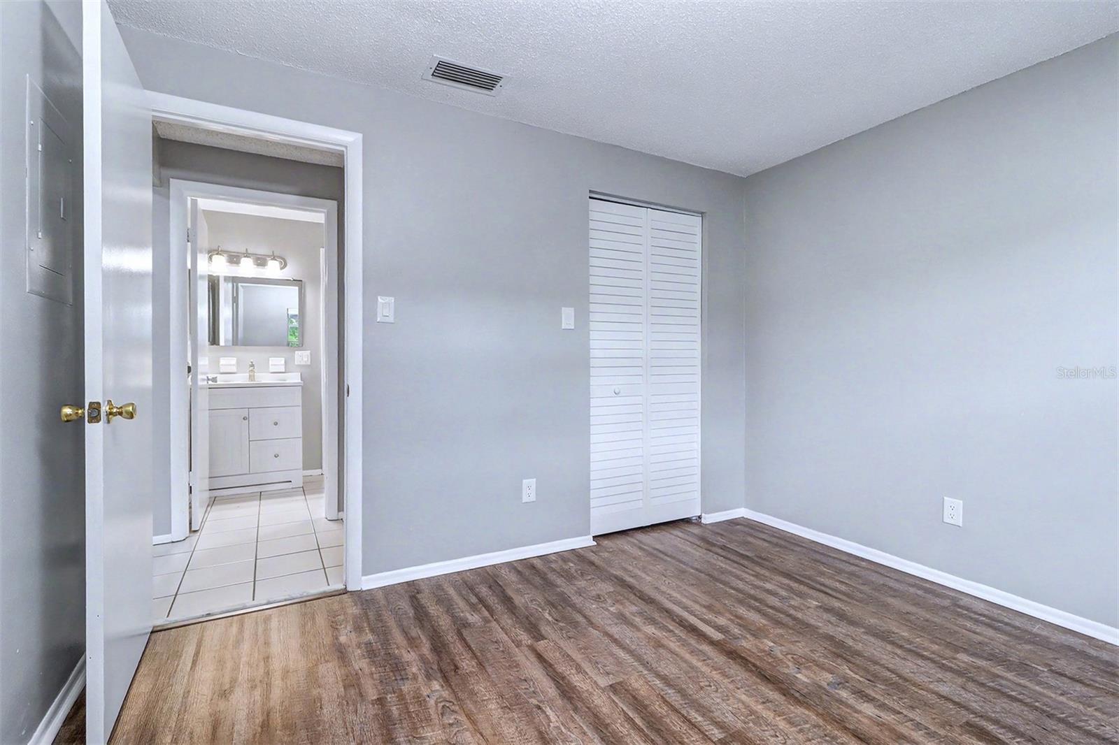 SEVEN SPGS VILLAS CONDO - Residential
