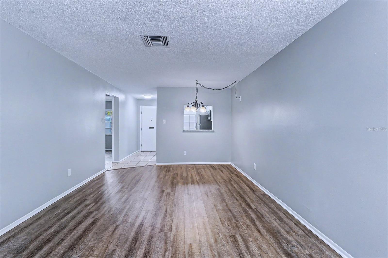SEVEN SPGS VILLAS CONDO - Residential