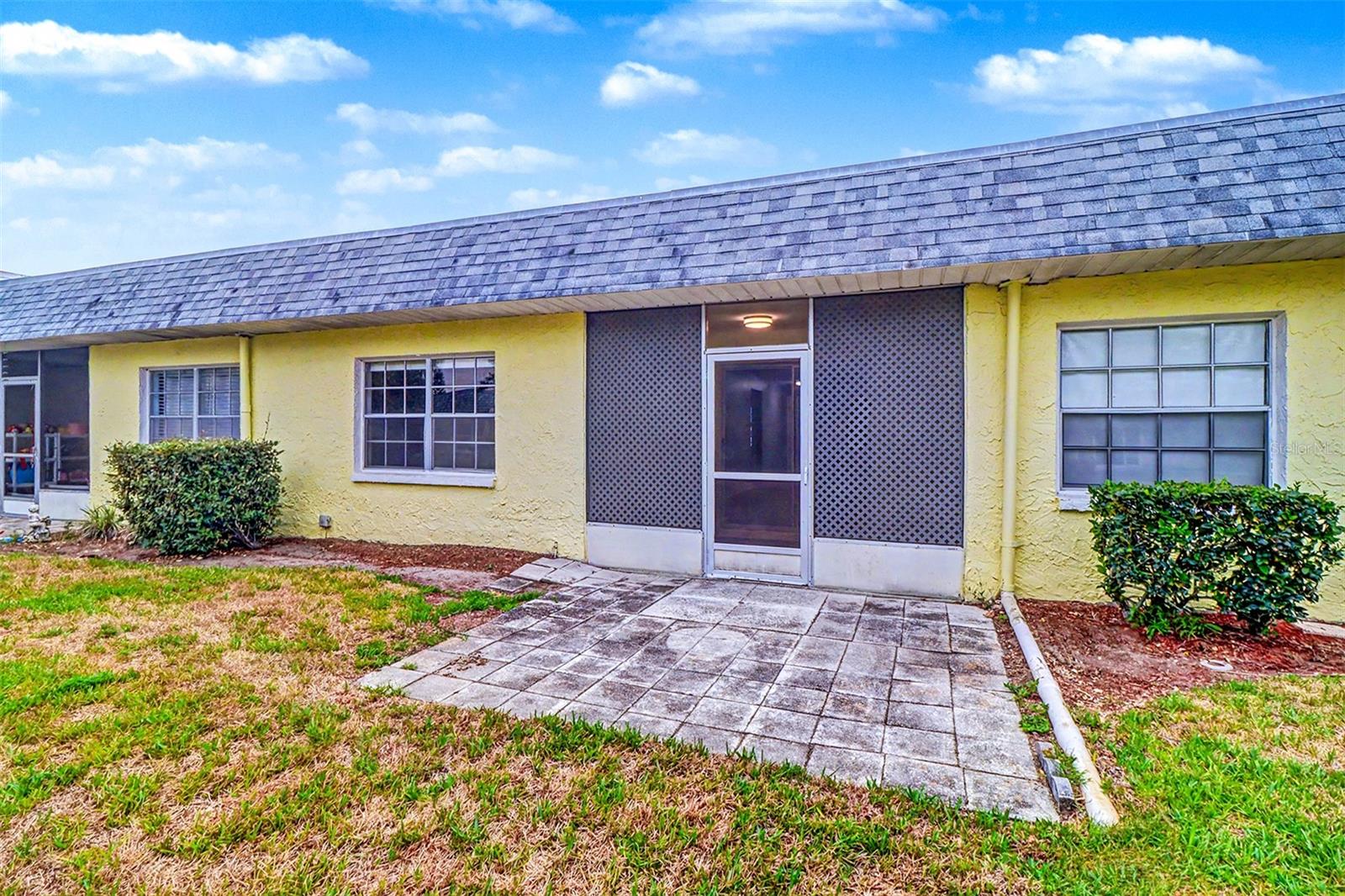 SEVEN SPGS VILLAS CONDO - Residential