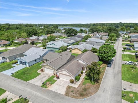 A home in WINTER HAVEN