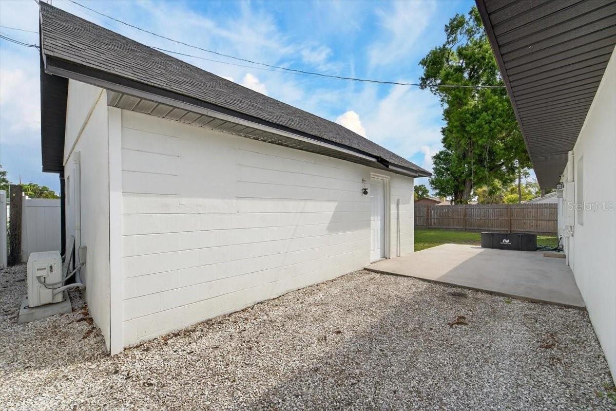 RIVERSHORES - Residential