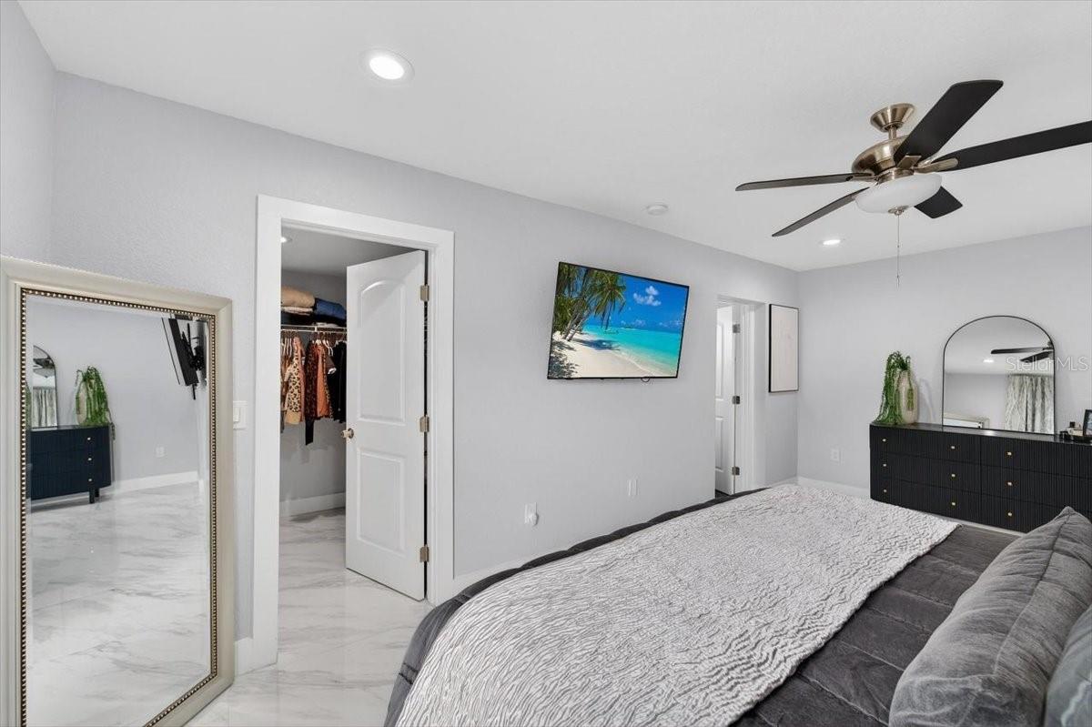 RIVERSHORES - Residential