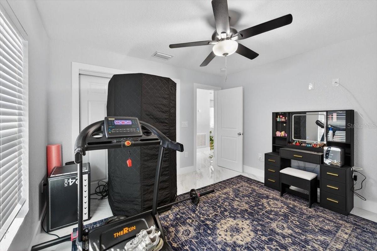 RIVERSHORES - Residential