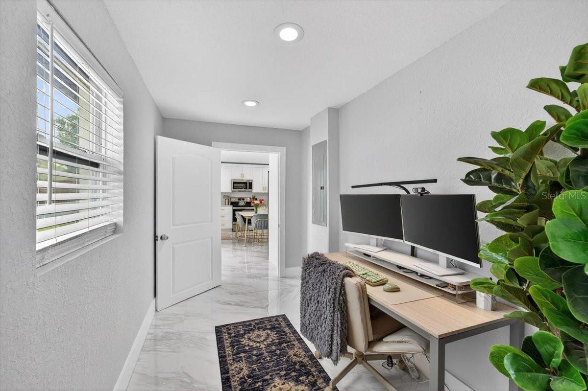 RIVERSHORES - Residential