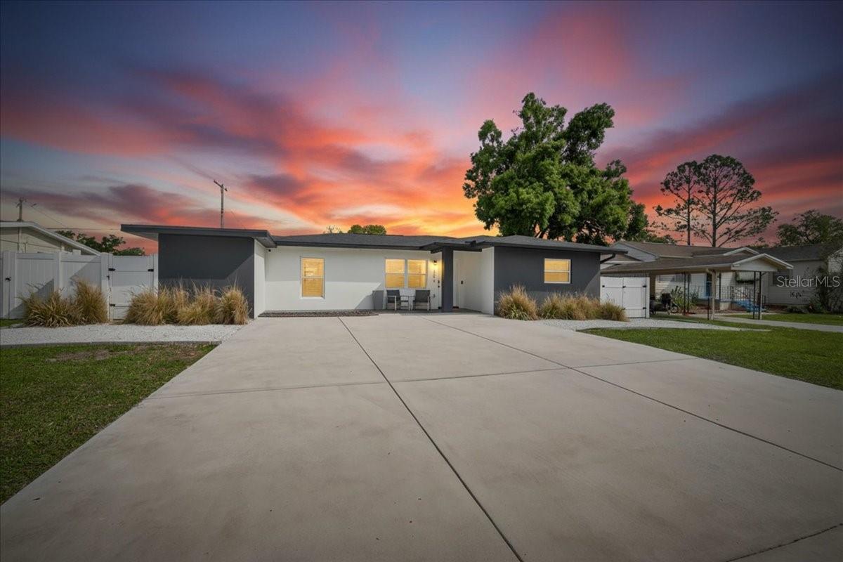 RIVERSHORES - Residential