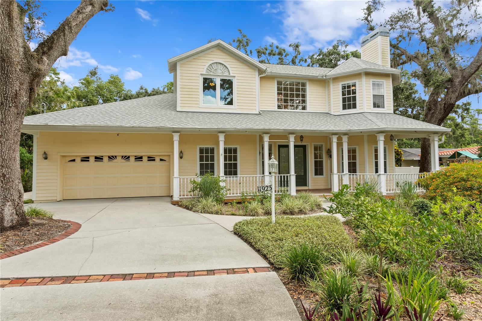 11923 RIVERHILLS DRIVE