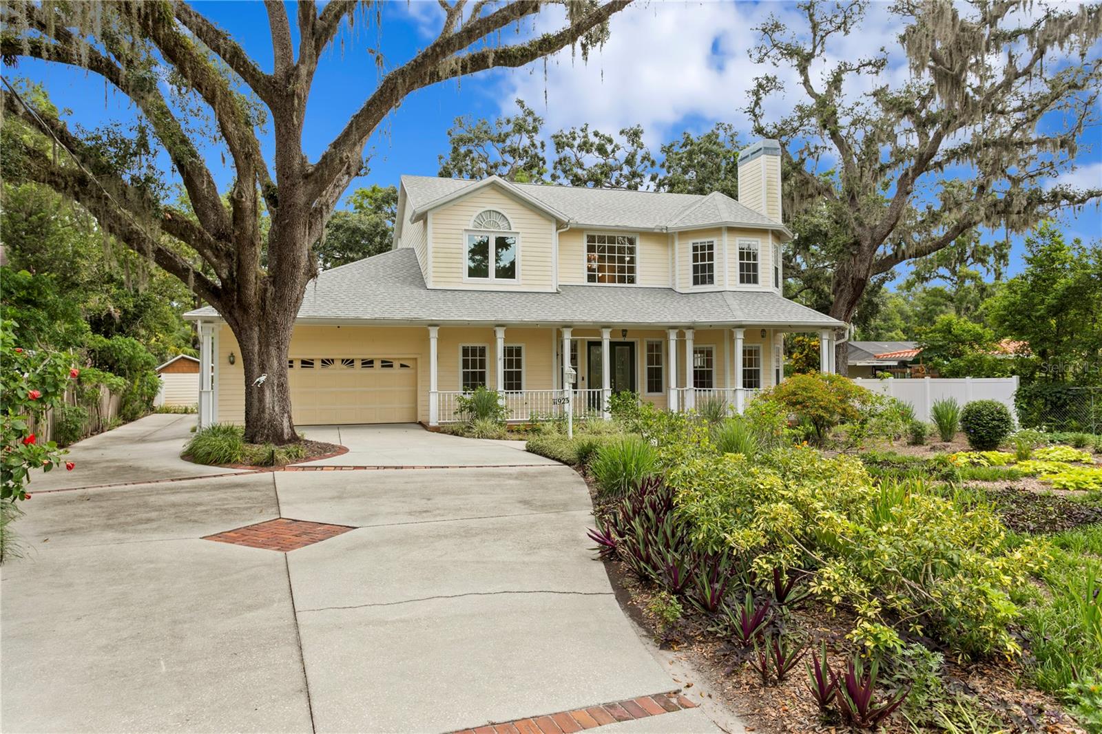 11923 RIVERHILLS DRIVE