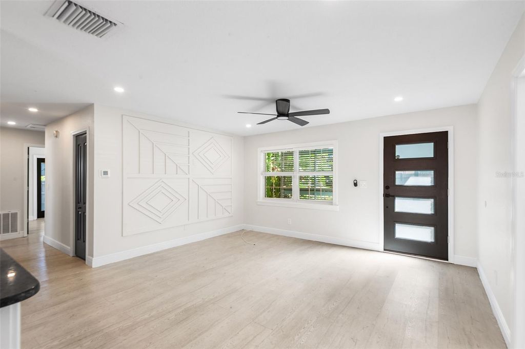 Photo of 810 22nd Street N, St Petersburg, FL 33713 (MLS # TB8440460)