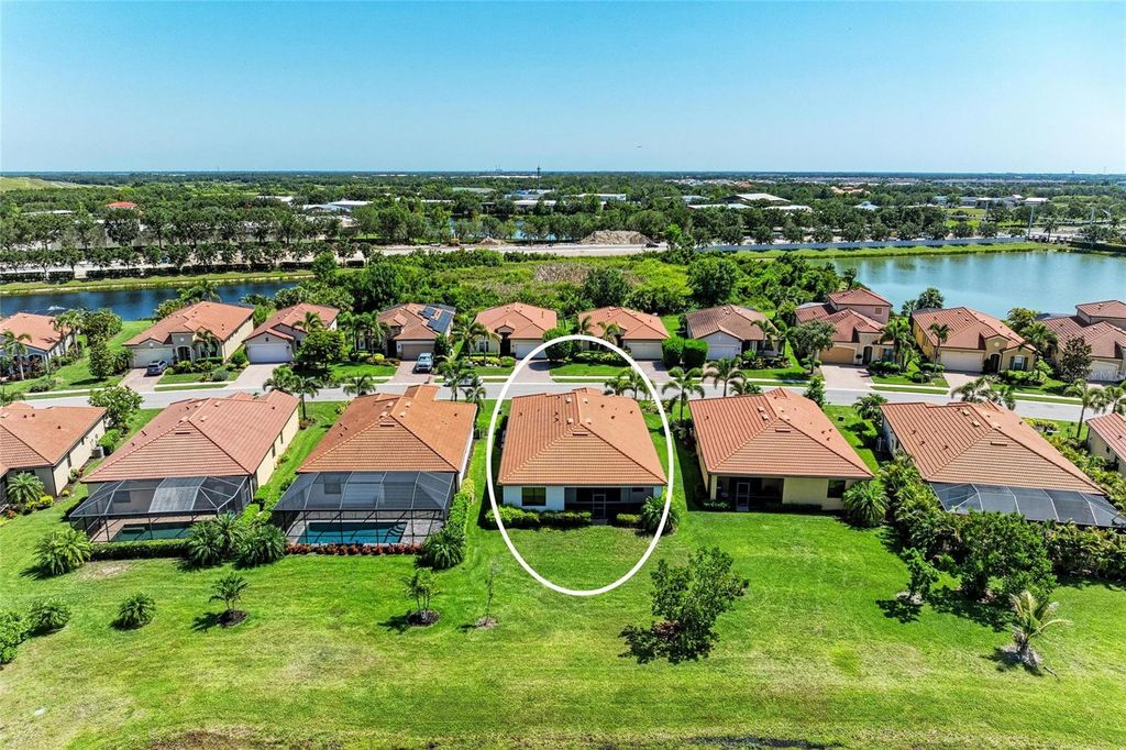 Photo of 10202 Marbella Drive, Bradenton, FL 34211 (MLS # A4652551)