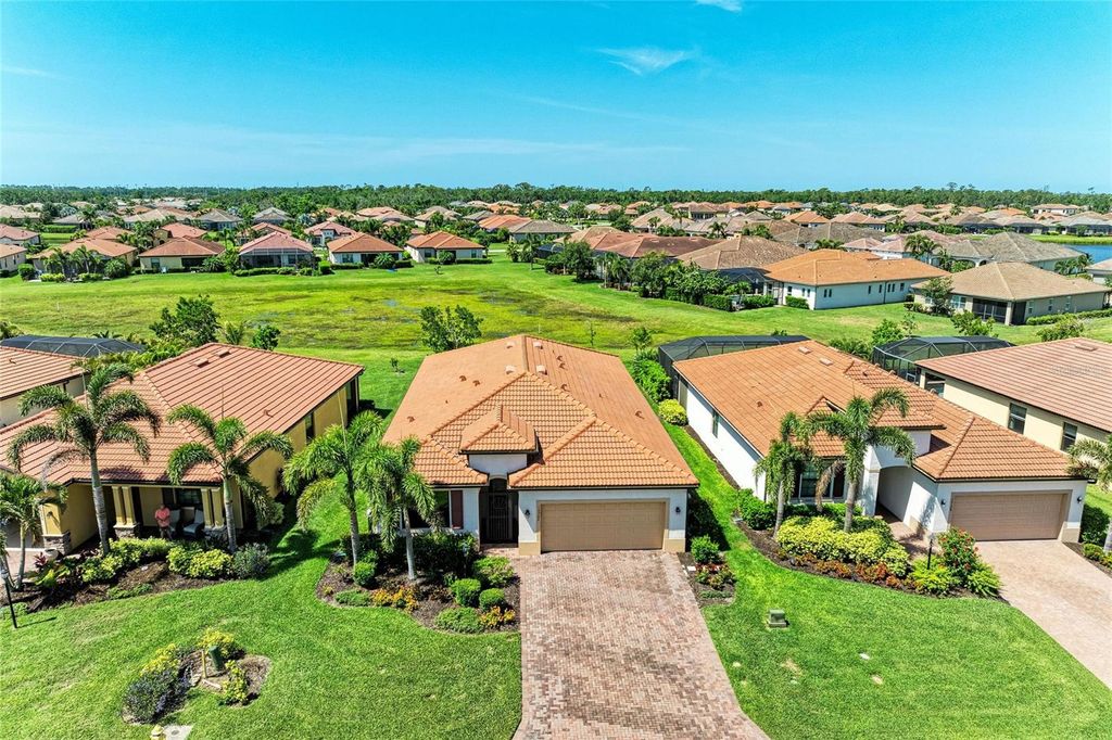 Photo of 10202 Marbella Drive, Bradenton, FL 34211 (MLS # A4652551)