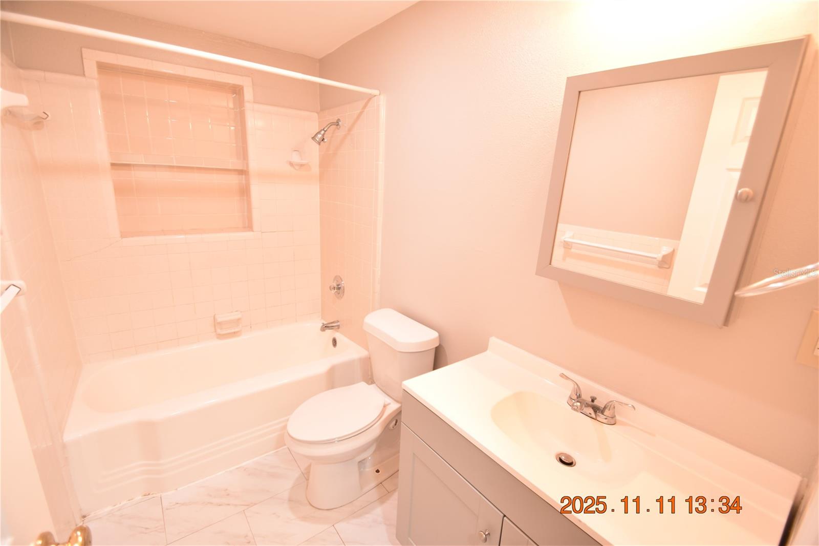 SEFFNER HEIGHTS - Residential Lease