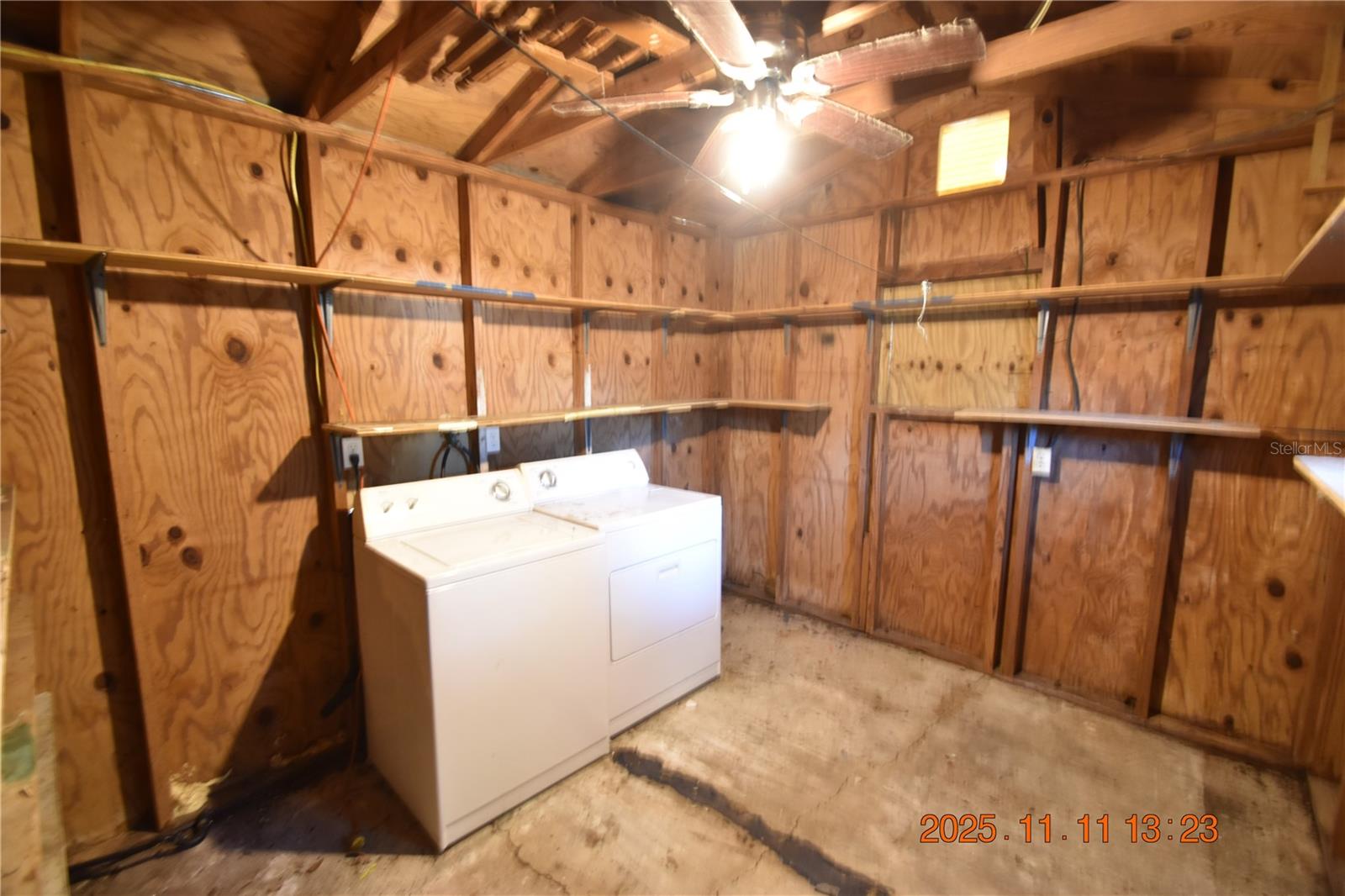 SEFFNER HEIGHTS - Residential Lease