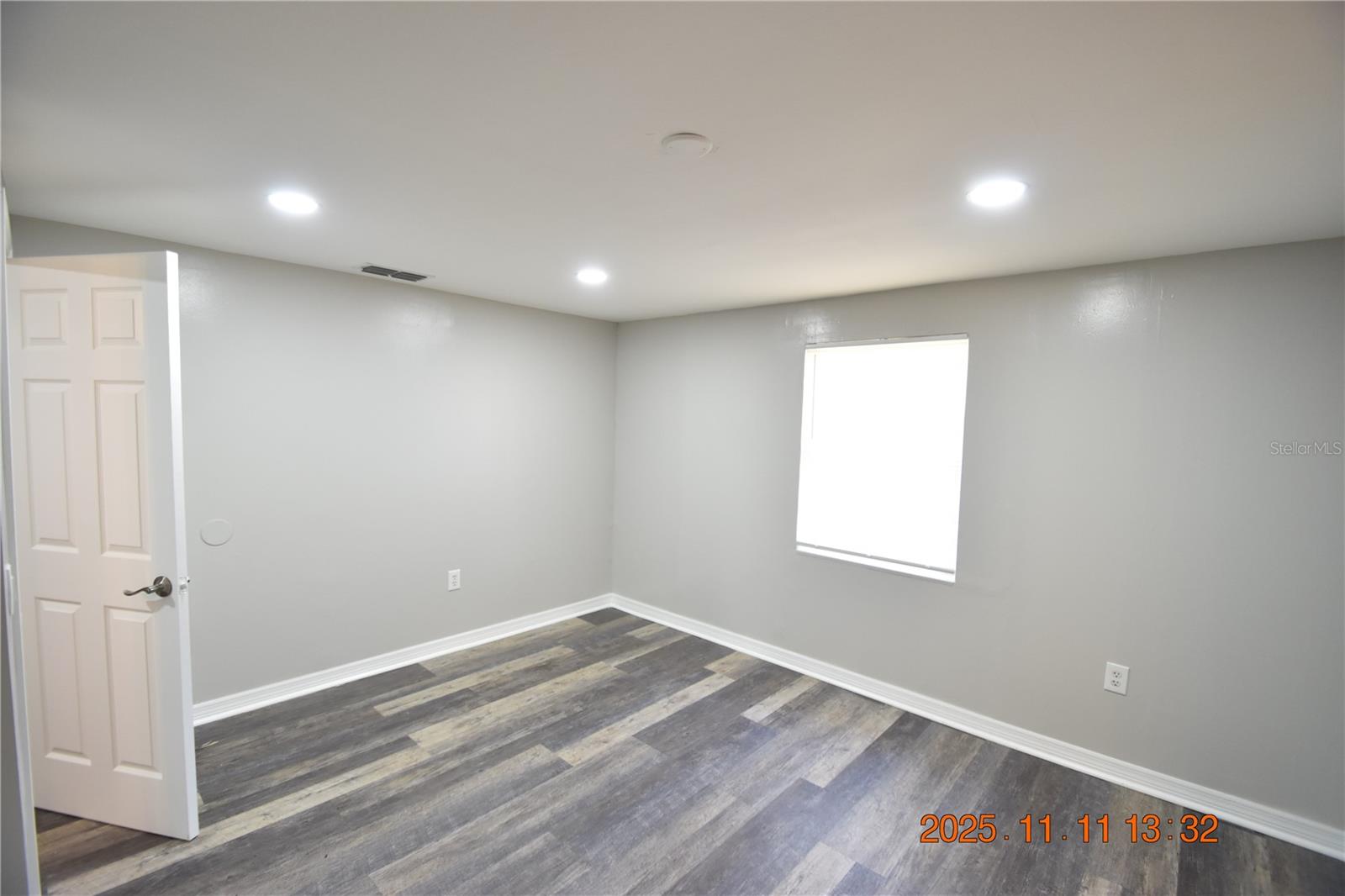 SEFFNER HEIGHTS - Residential Lease