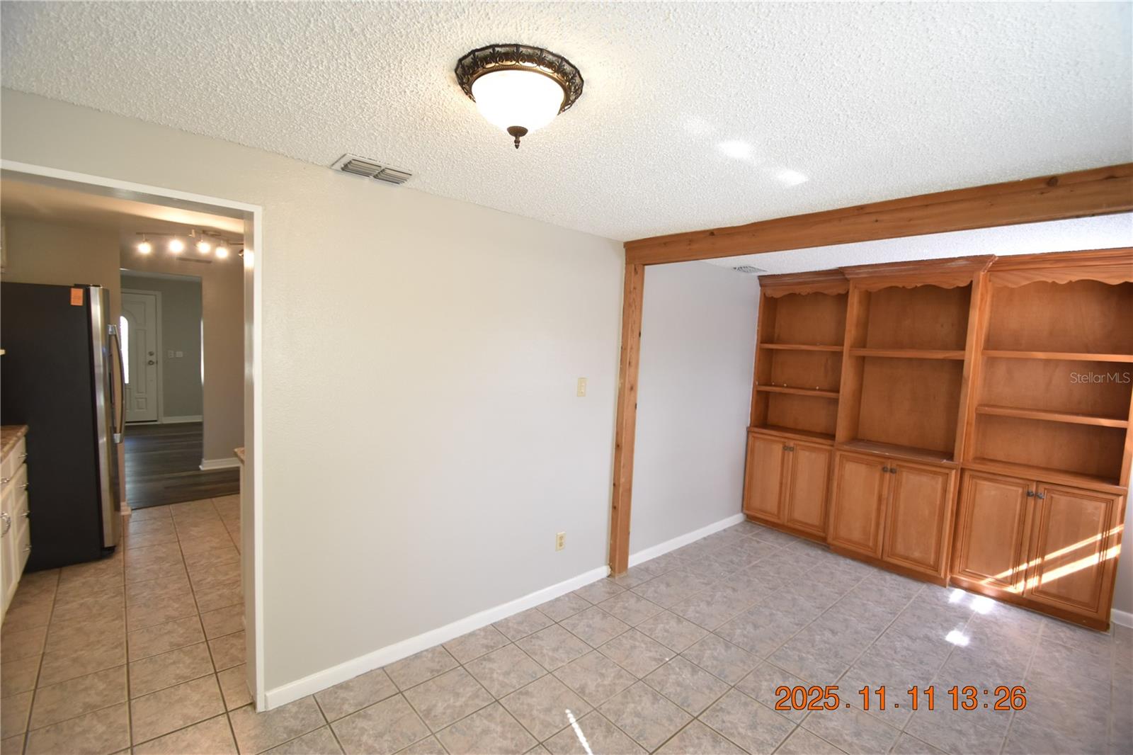 SEFFNER HEIGHTS - Residential Lease