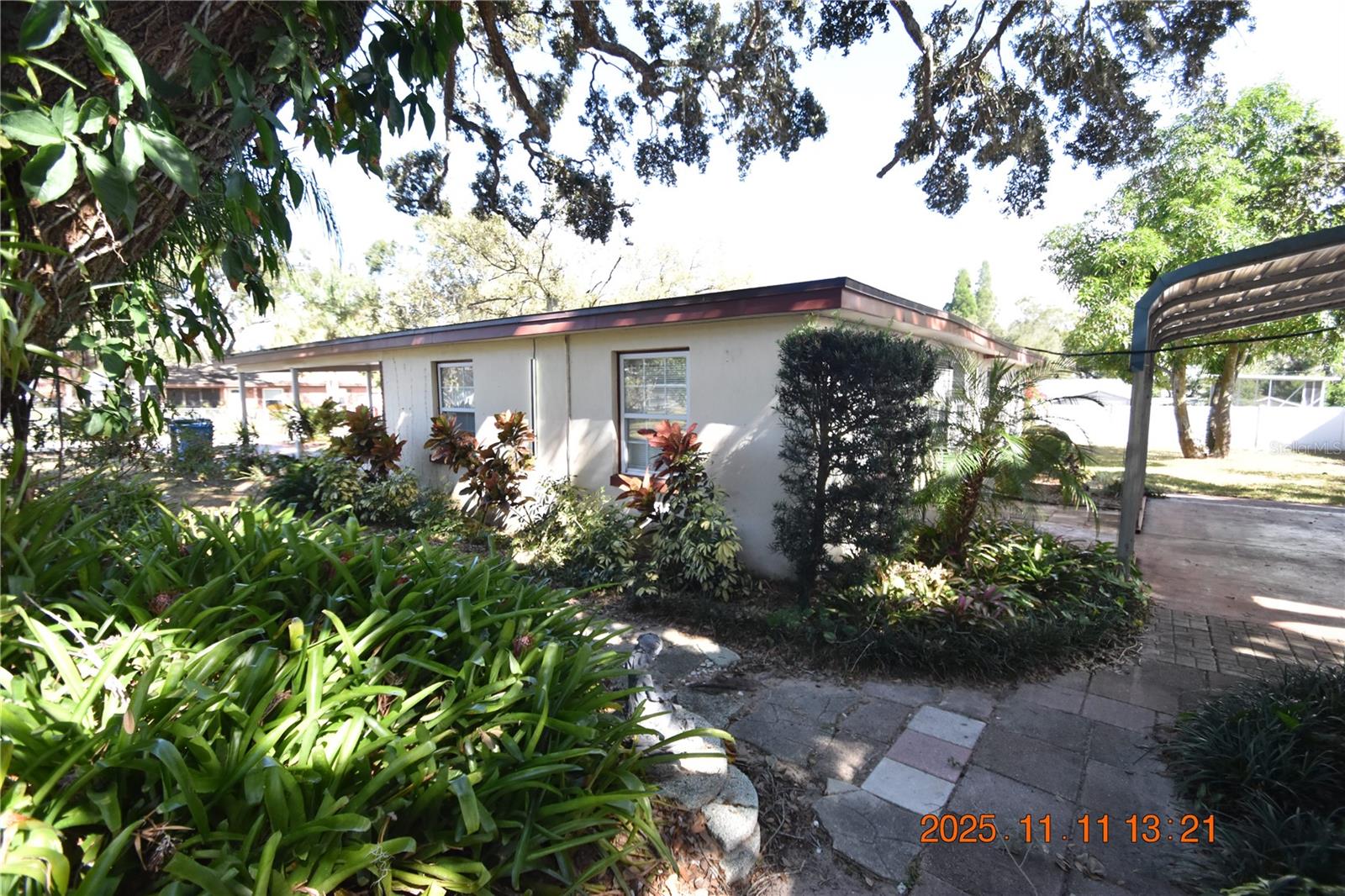 SEFFNER HEIGHTS - Residential Lease