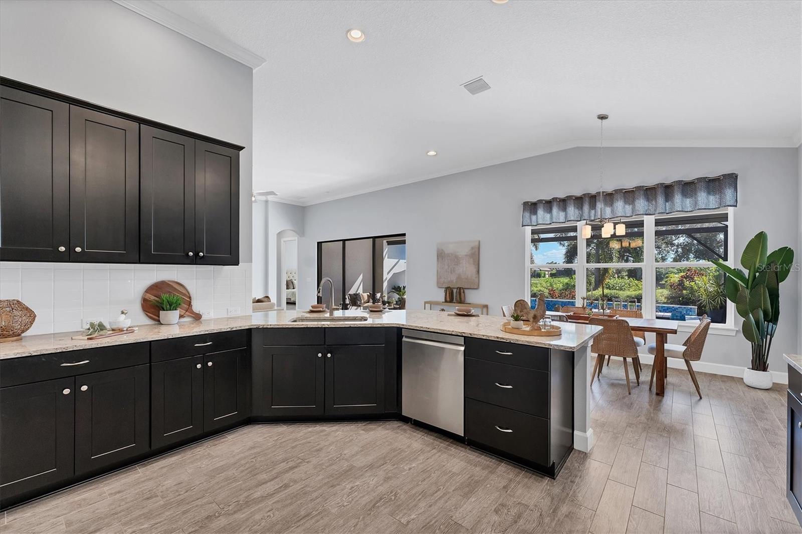 ESPLANADE PH VIII SUBPHASE A & B - Residential