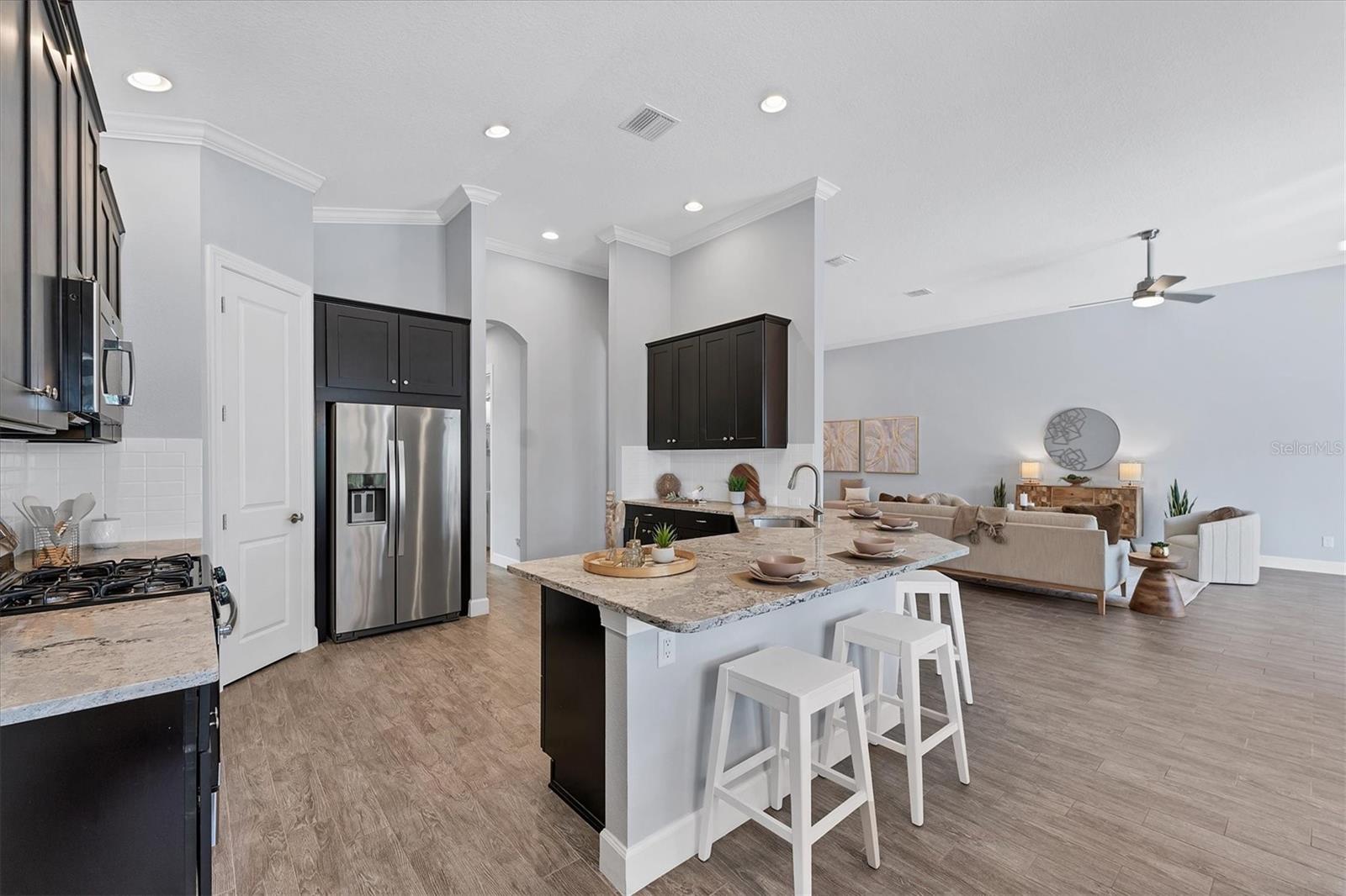 ESPLANADE PH VIII SUBPHASE A & B - Residential