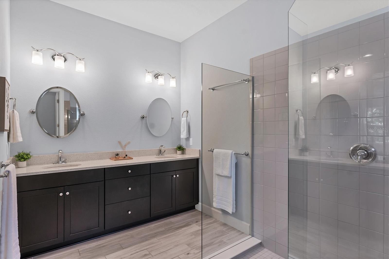 ESPLANADE PH VIII SUBPHASE A & B - Residential