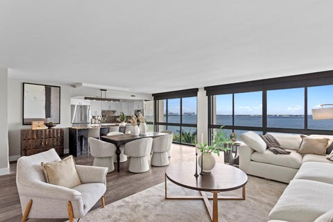 Photo of 3301 Bayshore Boulevard #806C, Tampa, FL 33629 (MLS # TB8546137)