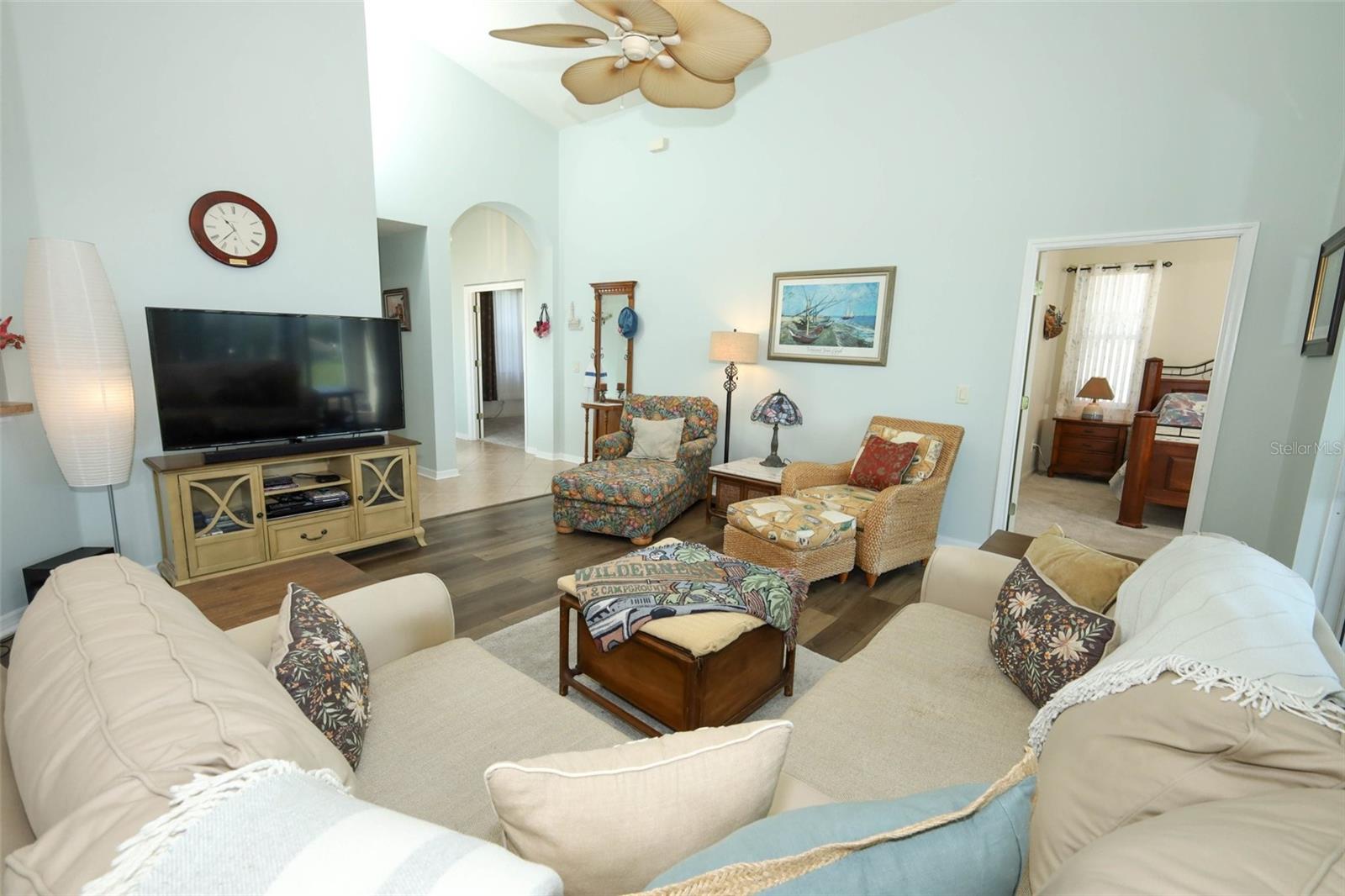 2362 PRAIRIE DUNES
