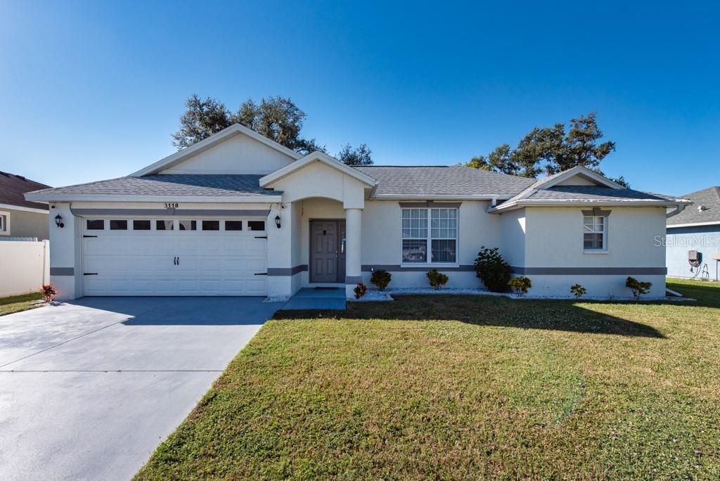Photo of 3118 34th Avenue Drive E, Bradenton, FL 34208 (MLS # TB8440258)