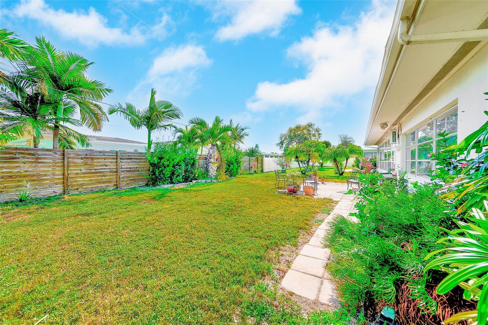 IMPERIAL POINT UNIT 4A - Residential