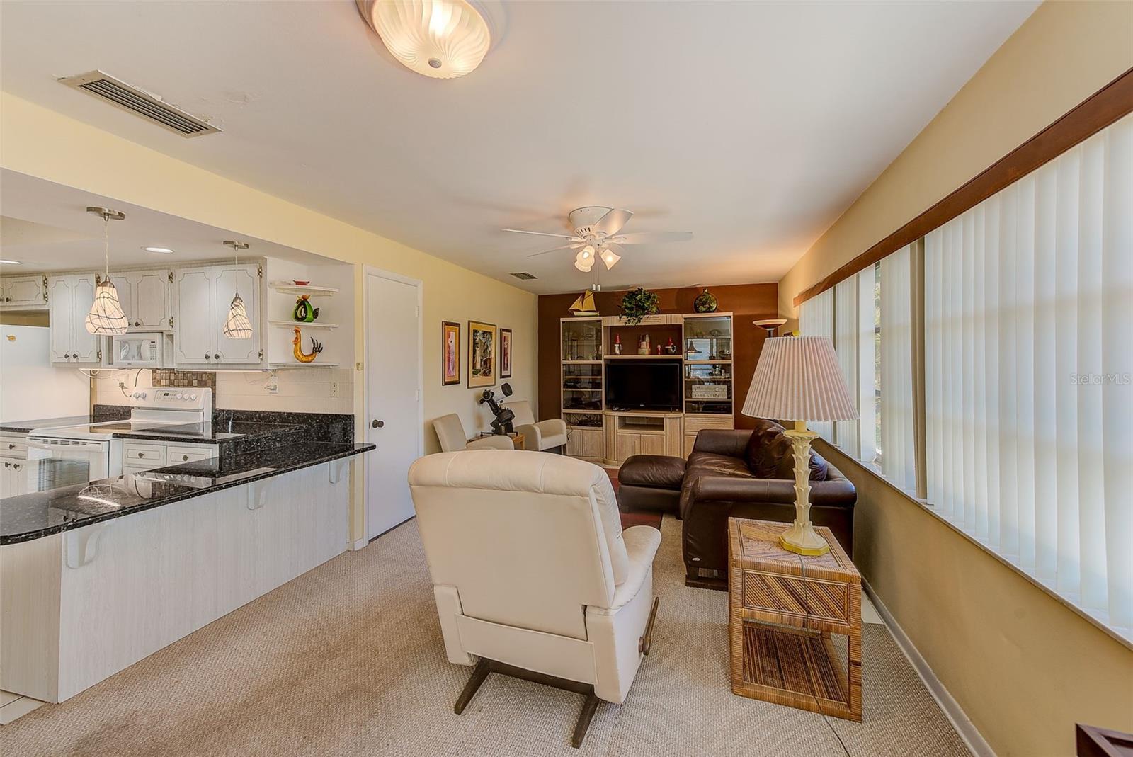 IMPERIAL POINT UNIT 4A - Residential