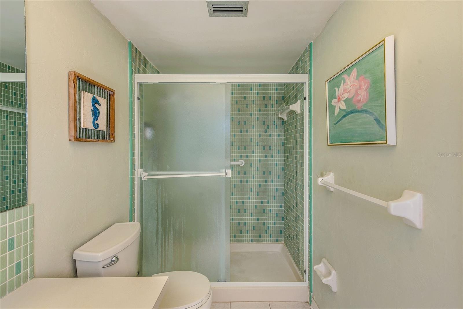 IMPERIAL POINT UNIT 4A - Residential