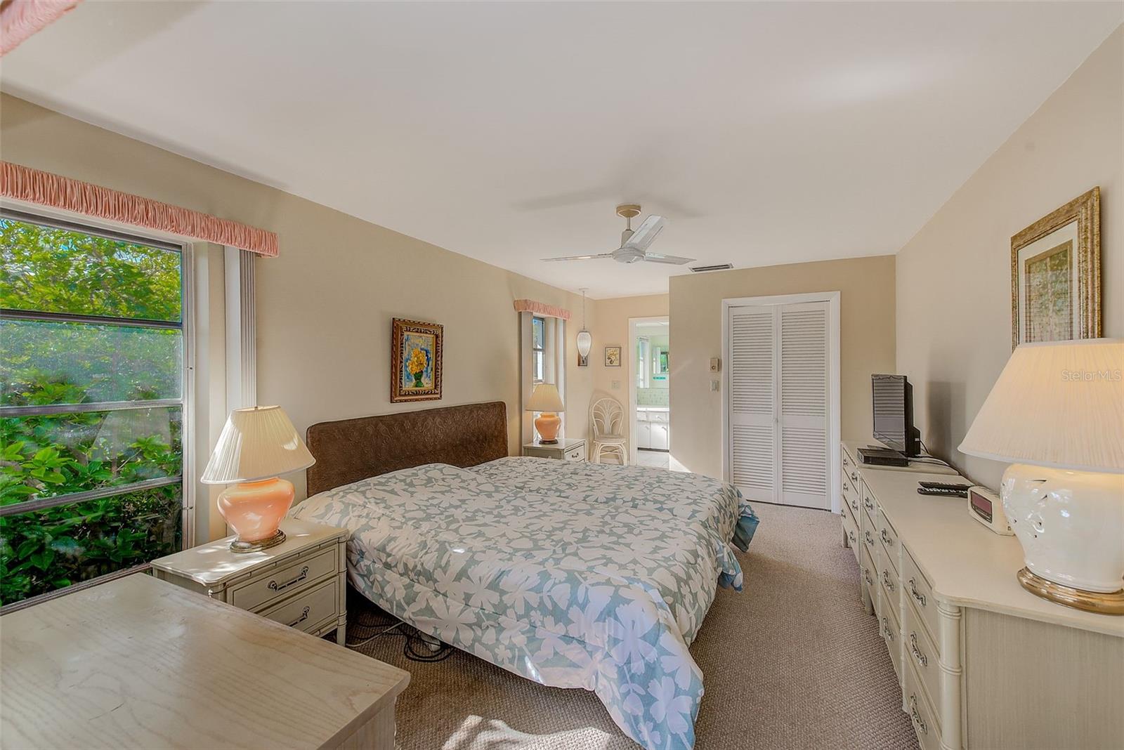 IMPERIAL POINT UNIT 4A - Residential