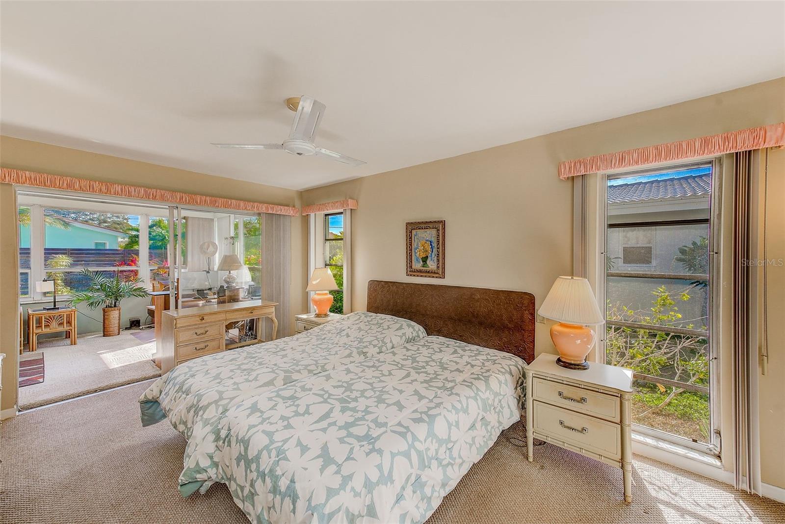 IMPERIAL POINT UNIT 4A - Residential