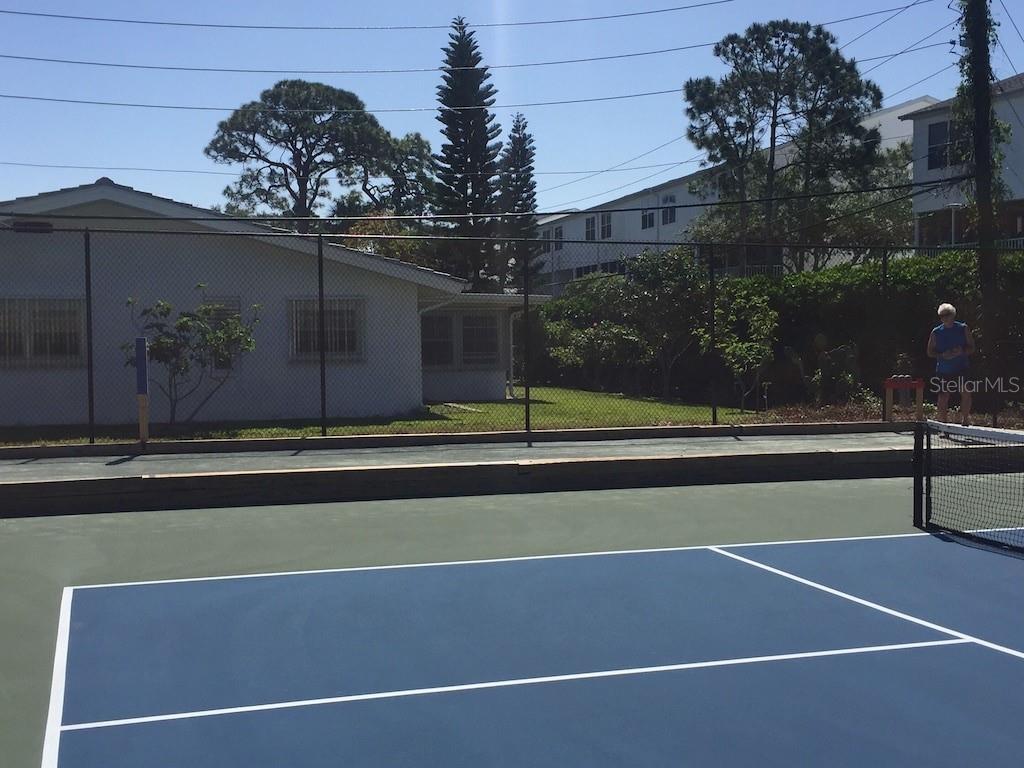 IMPERIAL POINT UNIT 4A - Residential