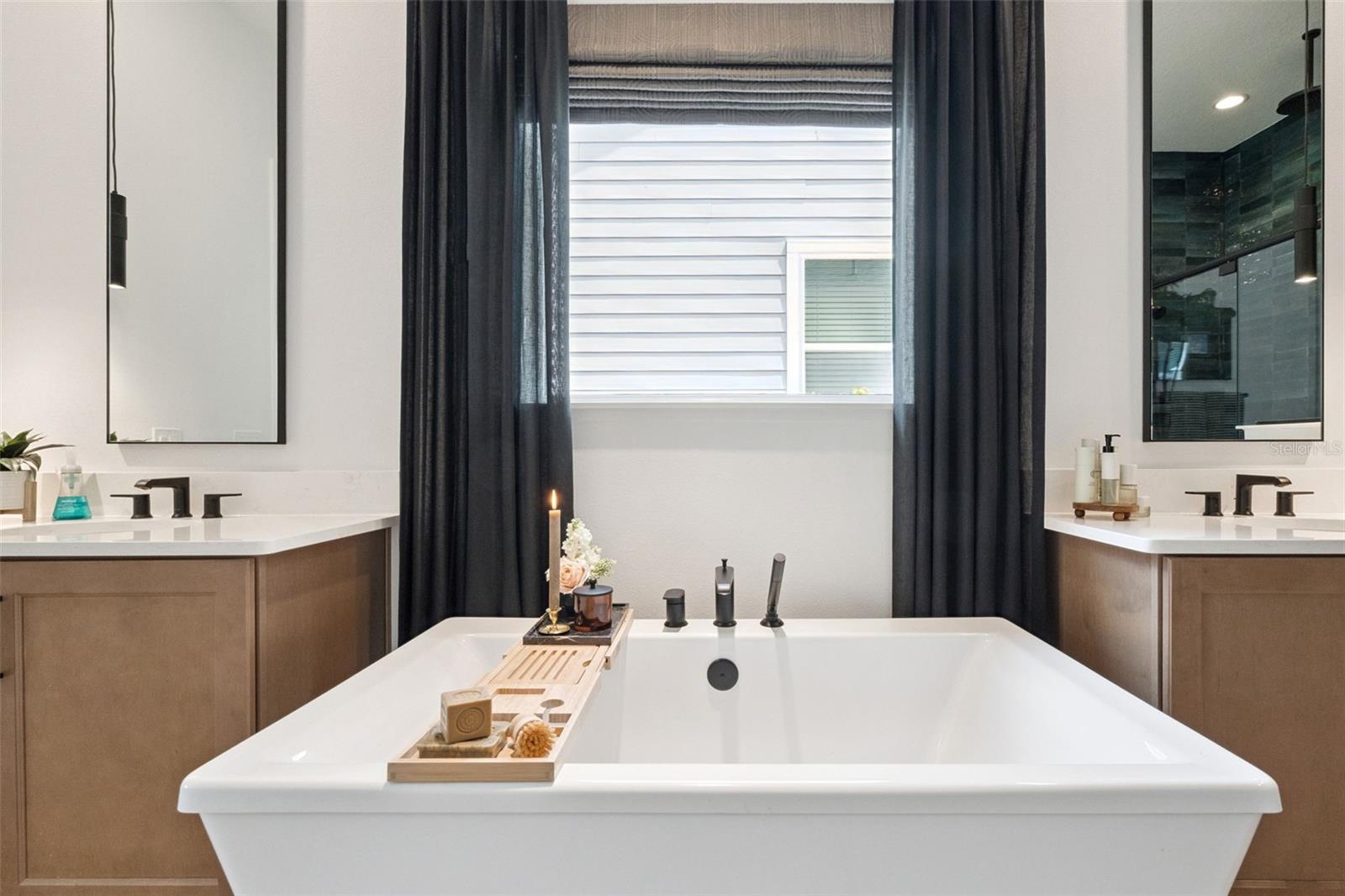 WESLYN PARK PH 2 - Residential