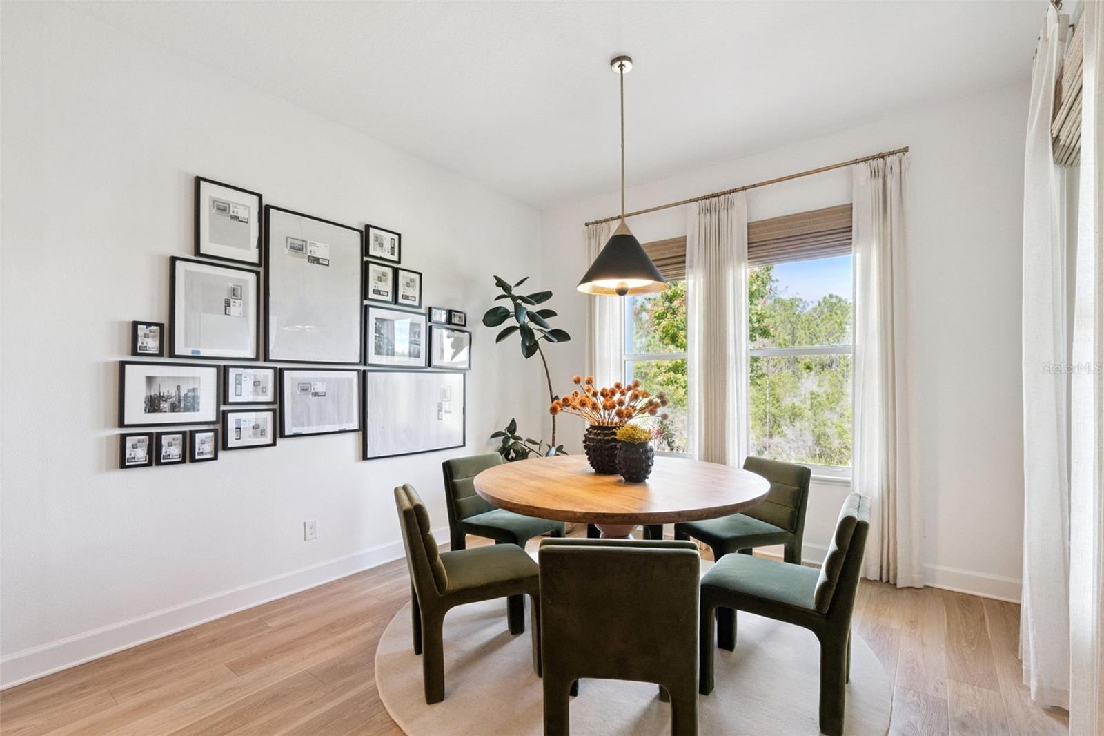 WESLYN PARK PH 2 - Residential