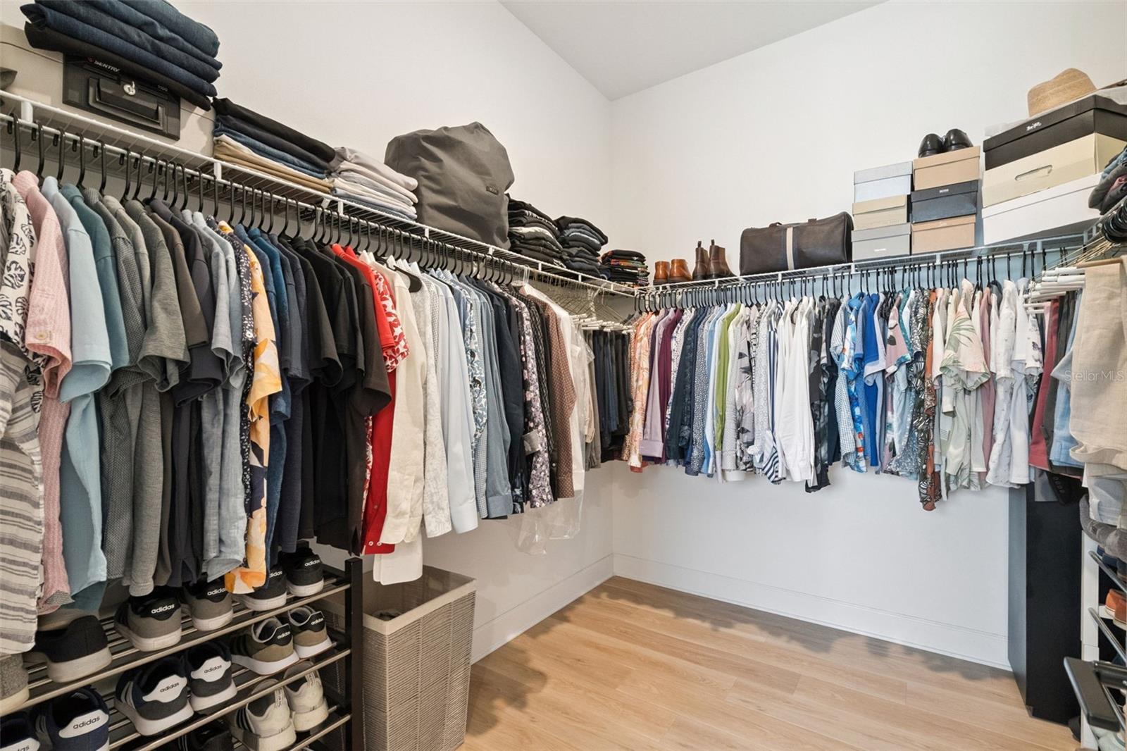 WESLYN PARK PH 2 - Residential