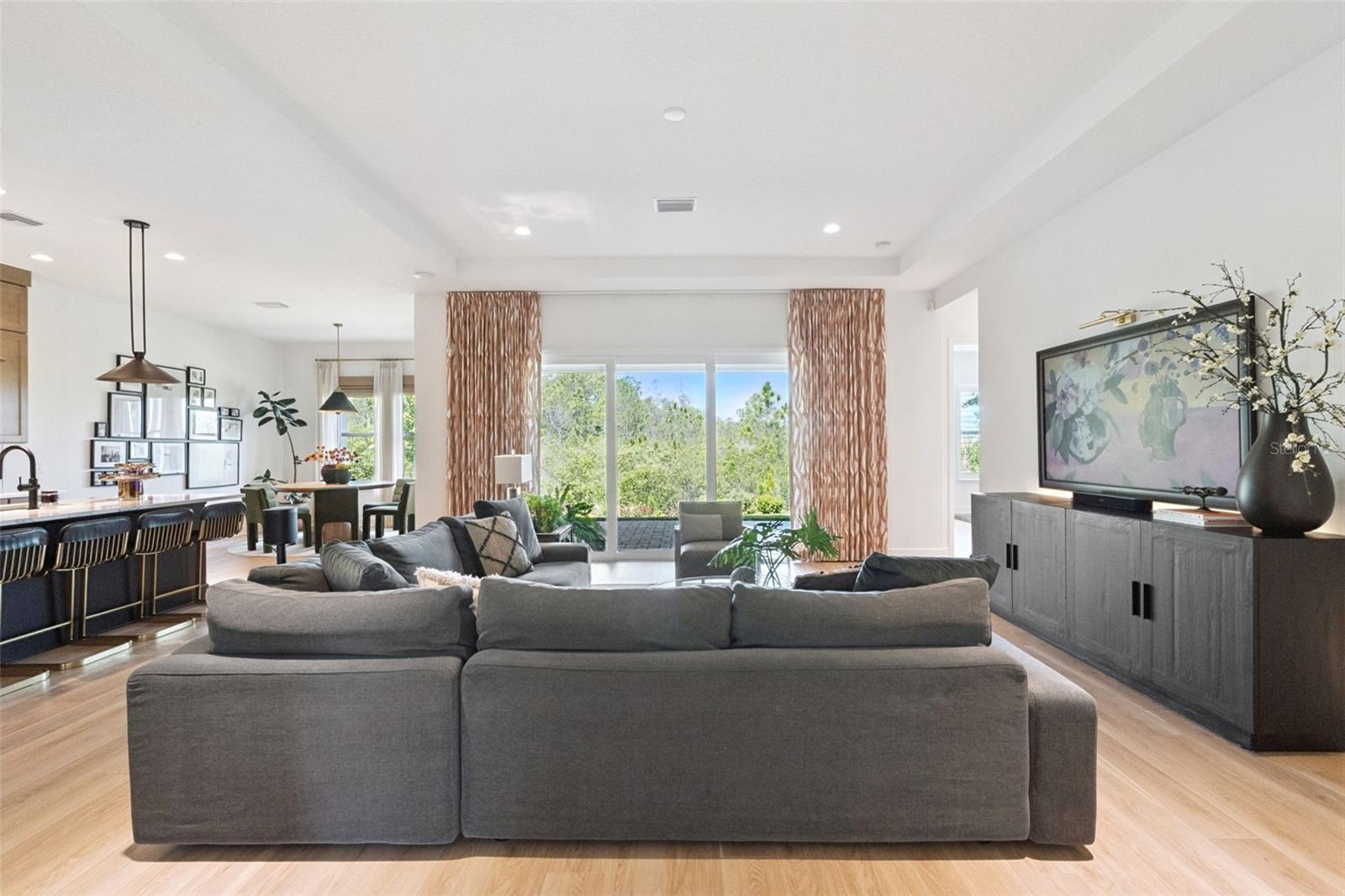 WESLYN PARK PH 2 - Residential