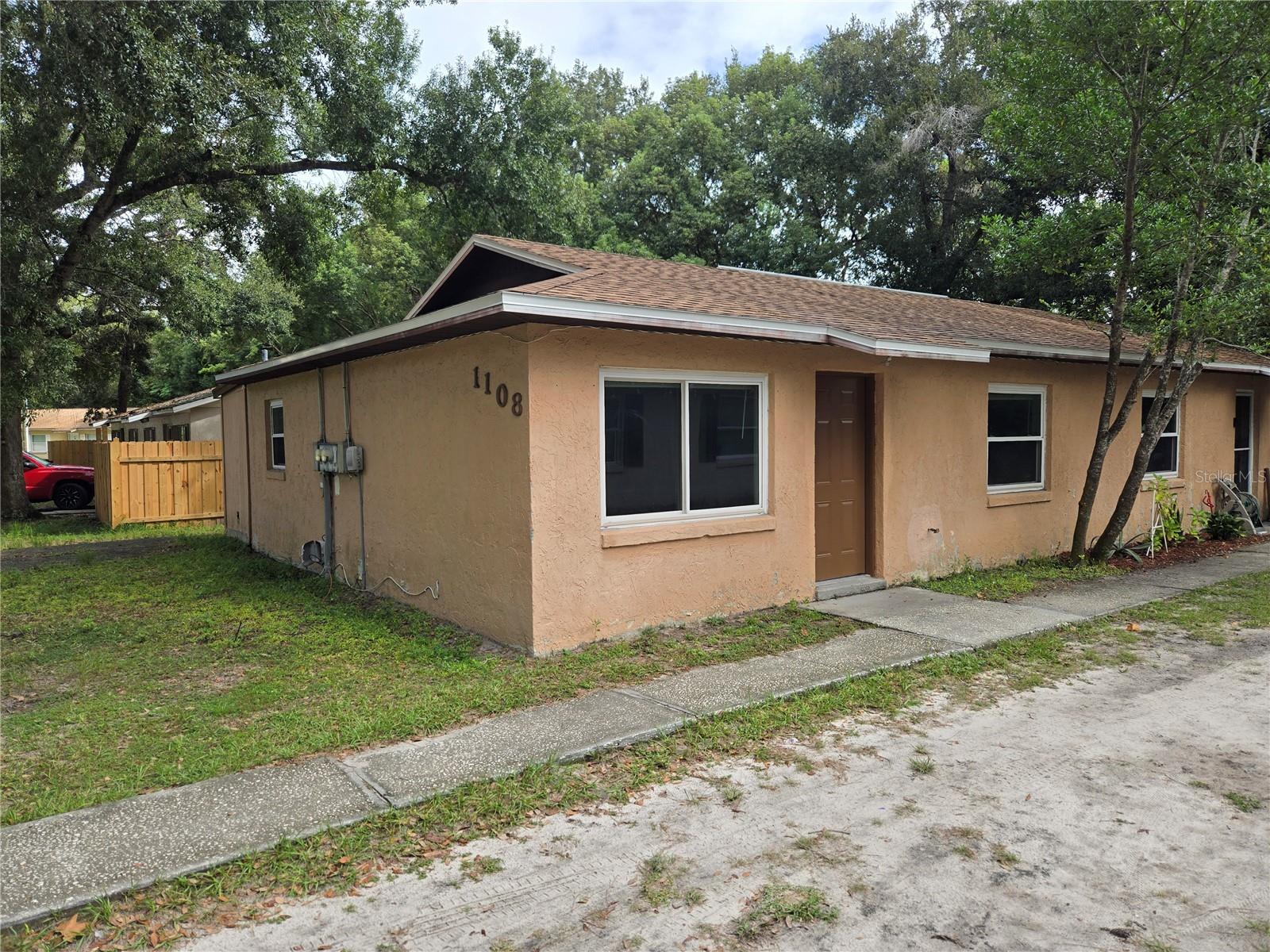 LEESBURG BIRCHWOOD SUB - Residential Lease