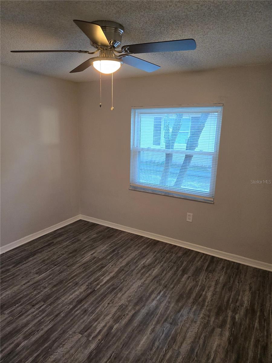 LEESBURG BIRCHWOOD SUB - Residential Lease