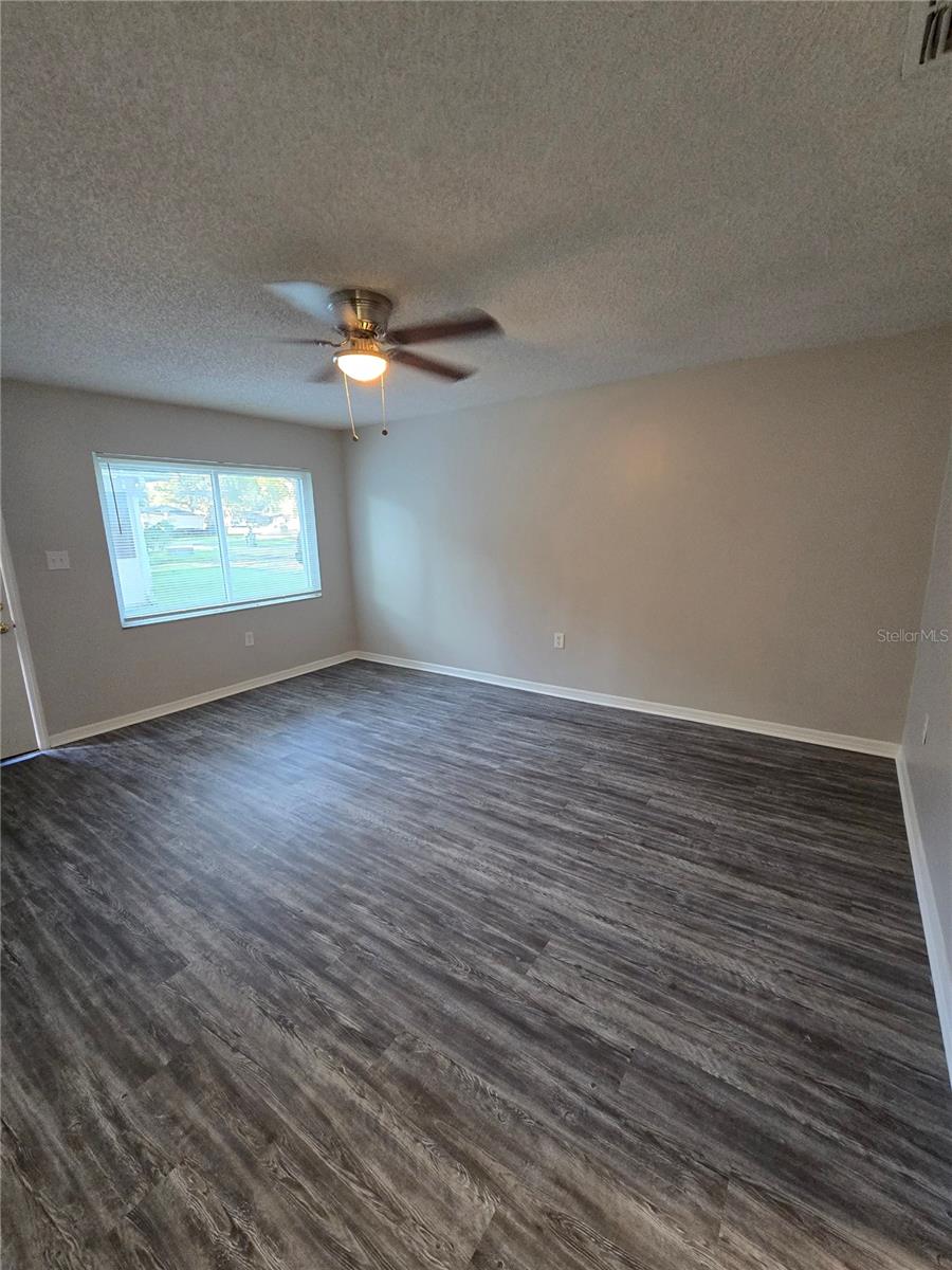 LEESBURG BIRCHWOOD SUB - Residential Lease
