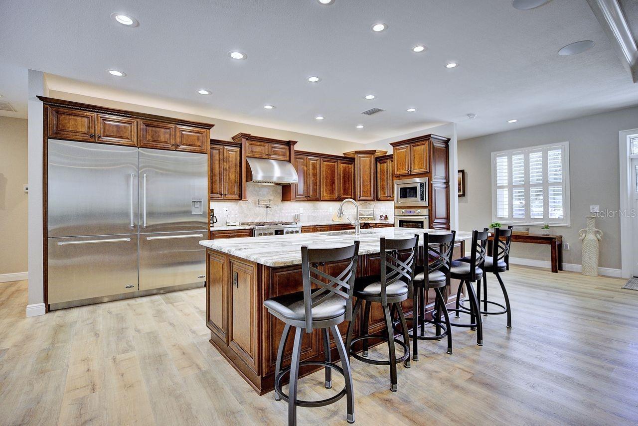 2851 VILLAGE GREEN COURT