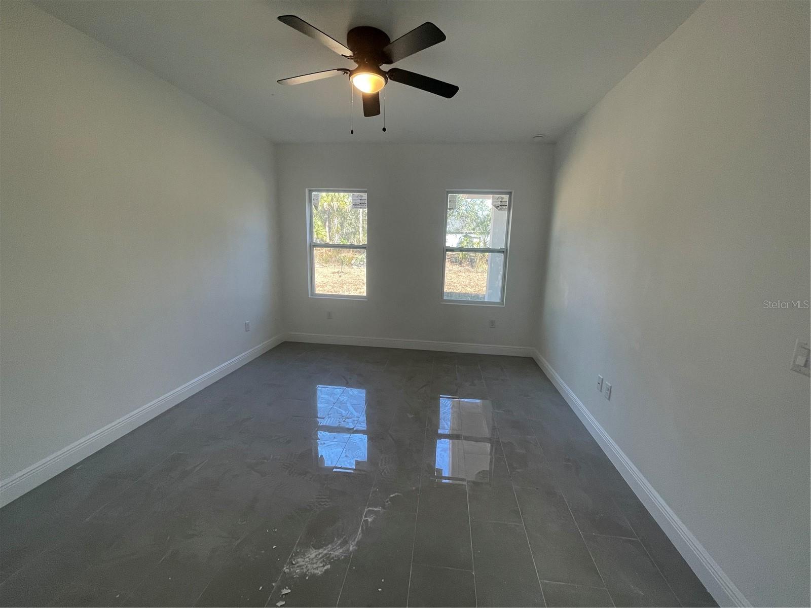 1251 SCOTTISH STREET SW