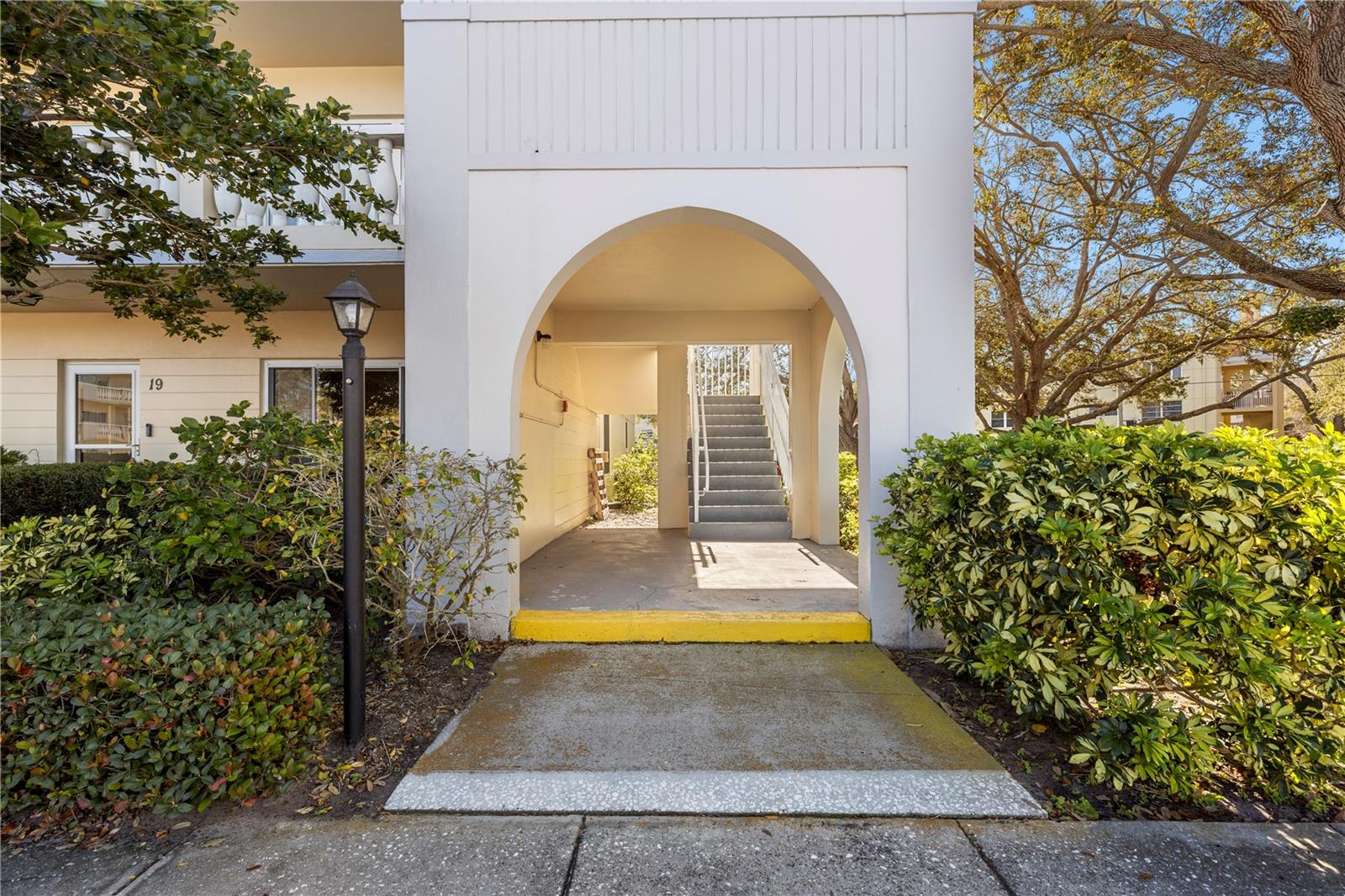 ON TOP OF THE WORLD - Residential