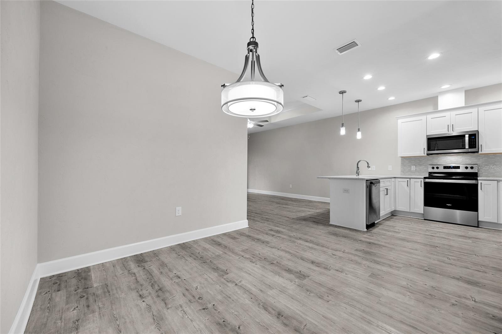 VILLAS OF WEST END UNIT B PH 2 - Residential