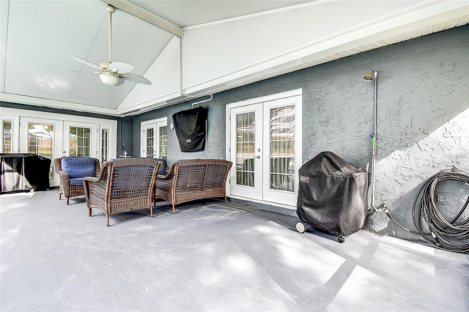 RIVER COUNTRY ESTATES - Residential