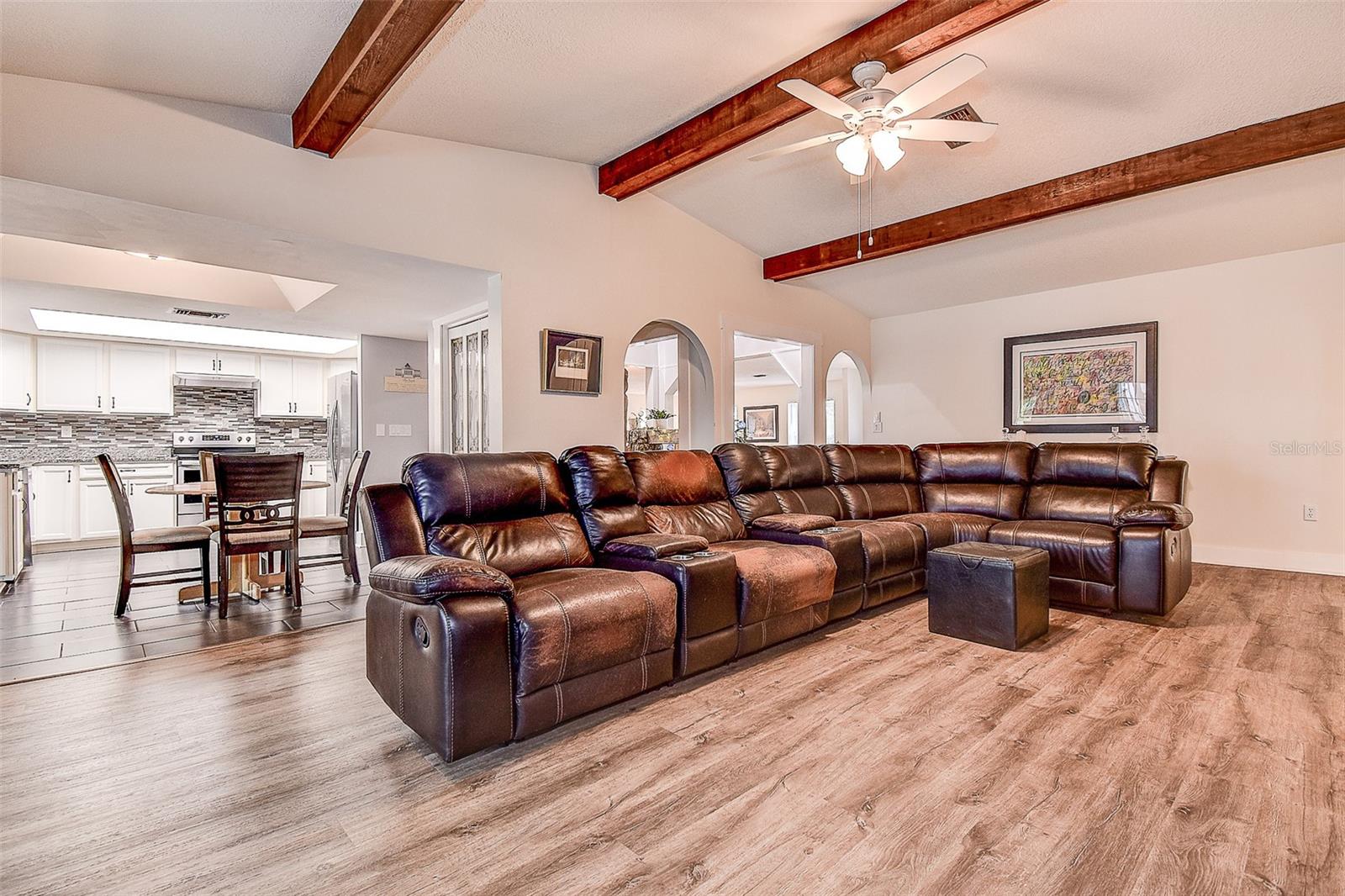 RIVER COUNTRY ESTATES - Residential